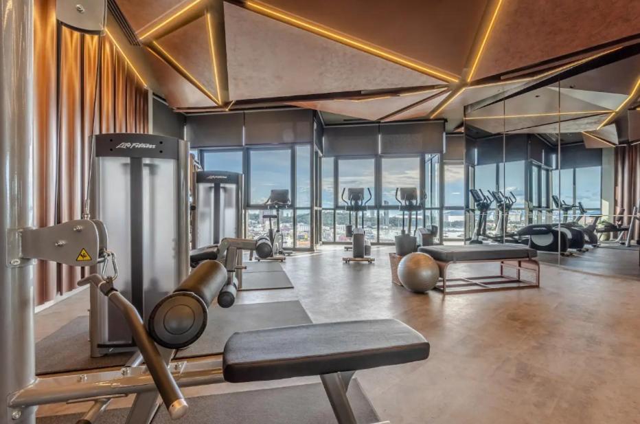 Edge Central Pattaya Seaview Residence Екстериор снимка