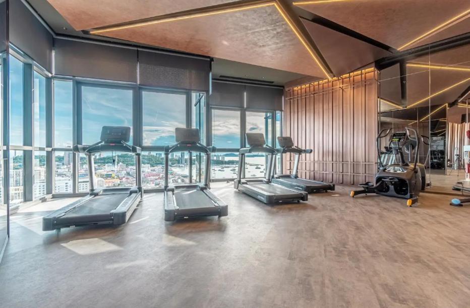 Edge Central Pattaya Seaview Residence Екстериор снимка